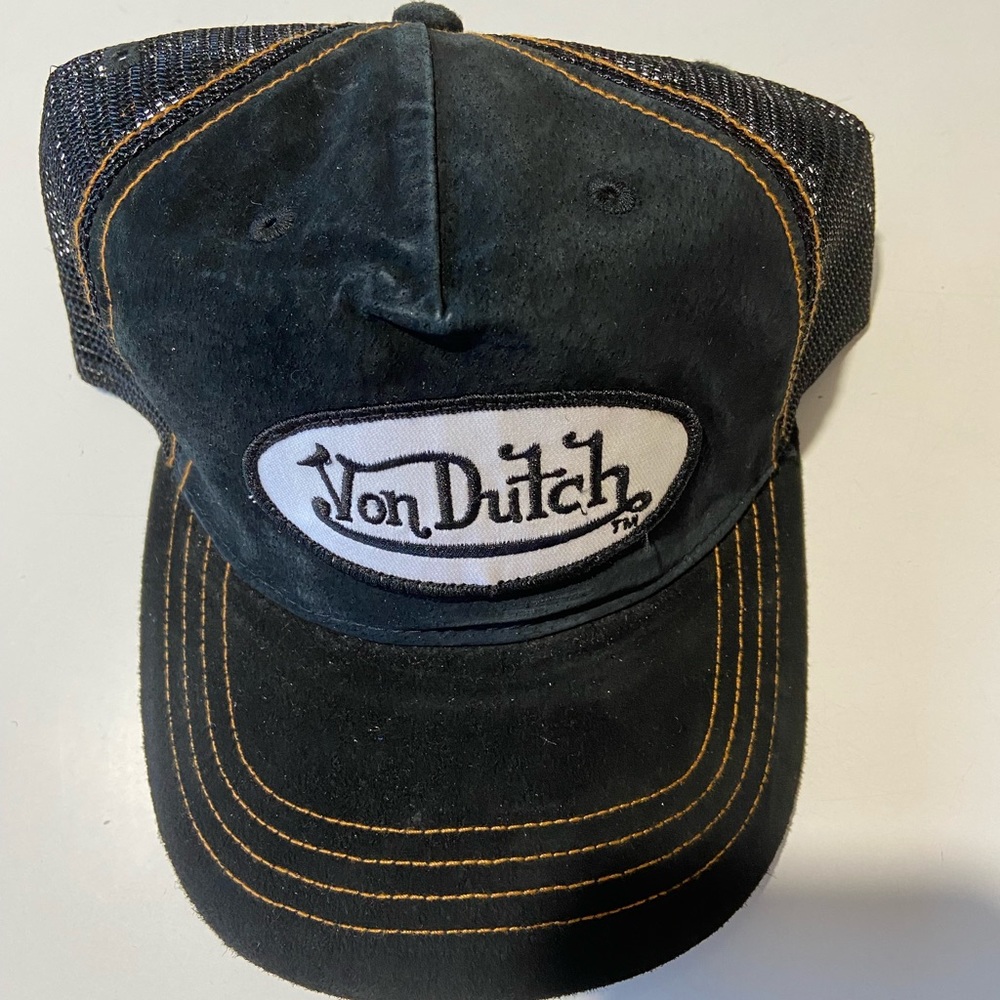 New! Von Dutch Black Trucker Hat
